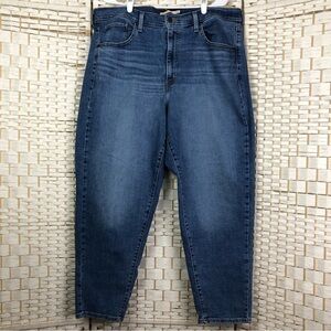 Levi’s Women’s High Waisted Mom Jeans Size 16W